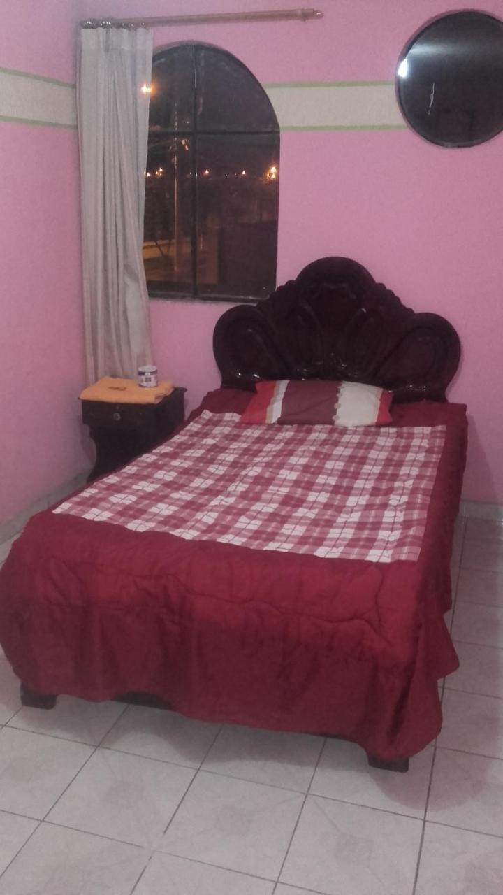 Hostal Lesly Salome Tulcán Extérieur photo